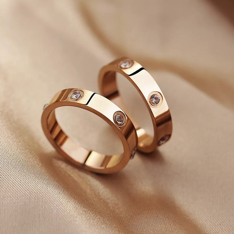 Roseane band ring