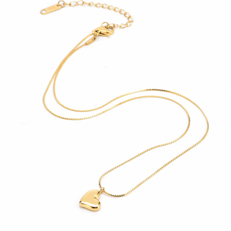 Dorothea golden heart necklace
