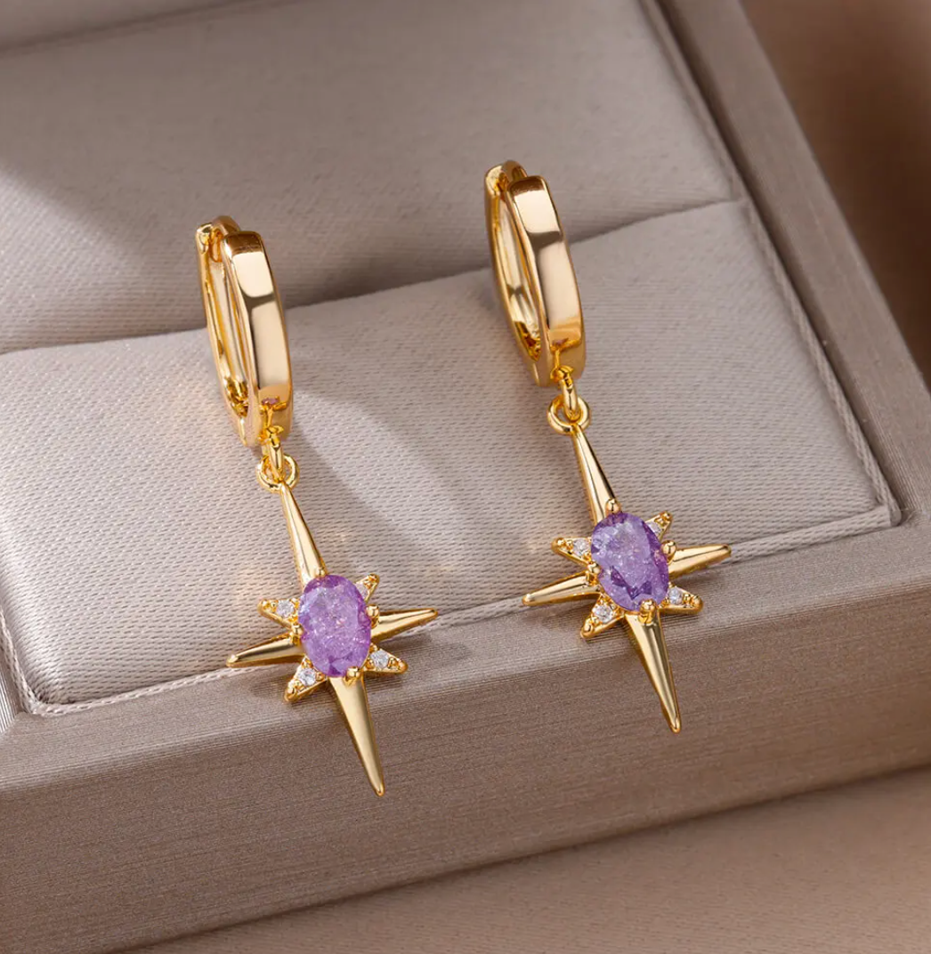 18-carat gold-plated hoop earrings with amethyst North Star pendants