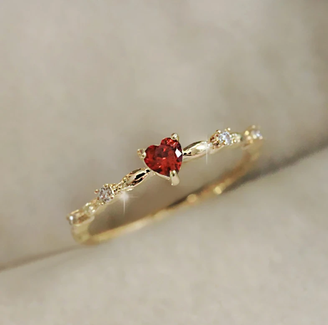 18-carat gold-plated red heart love ring