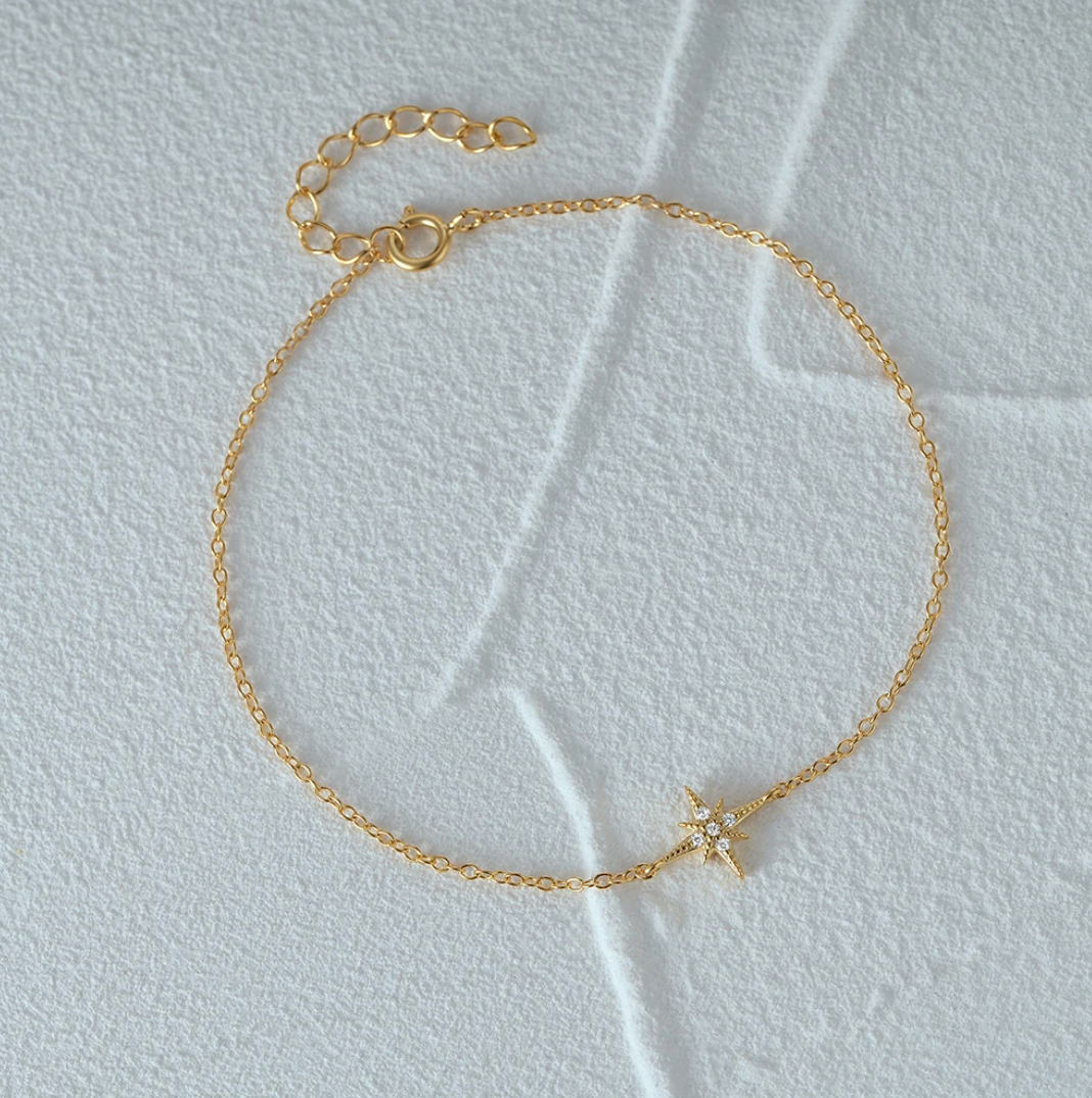 Fine 18-carat gold-plated small North Star bracelet
