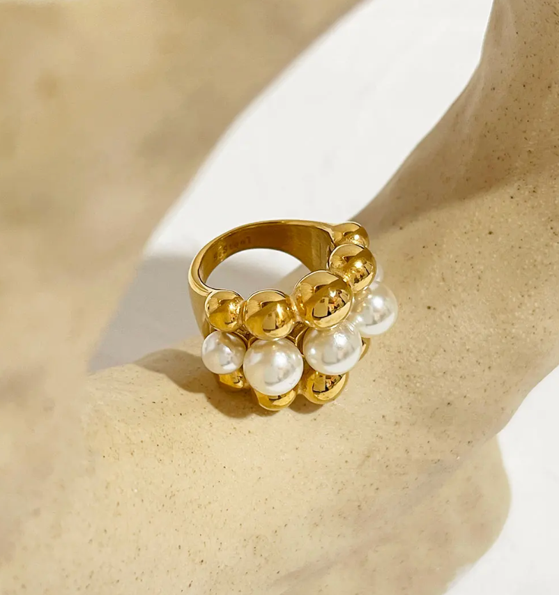 18-carat gold-plated tropical leaf ring