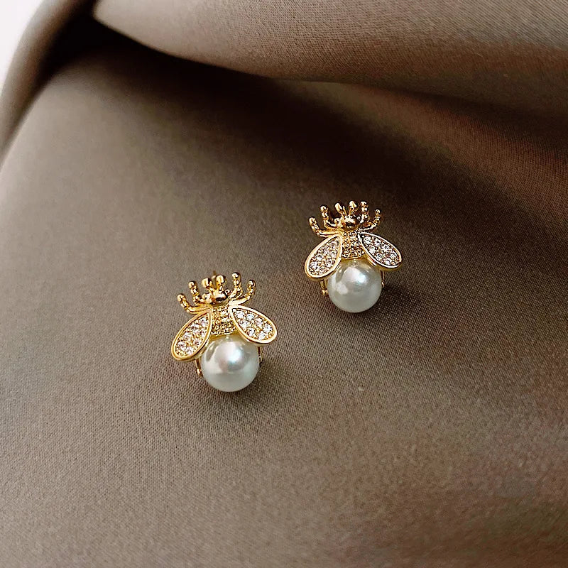 Fine Pearl Bee Earrings – Elegant Gold Tone Jewelry for Women
