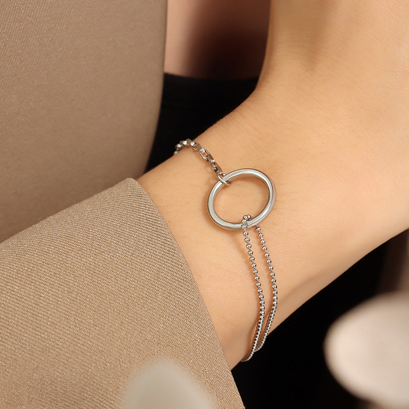Magnificent twisted chain golden ring