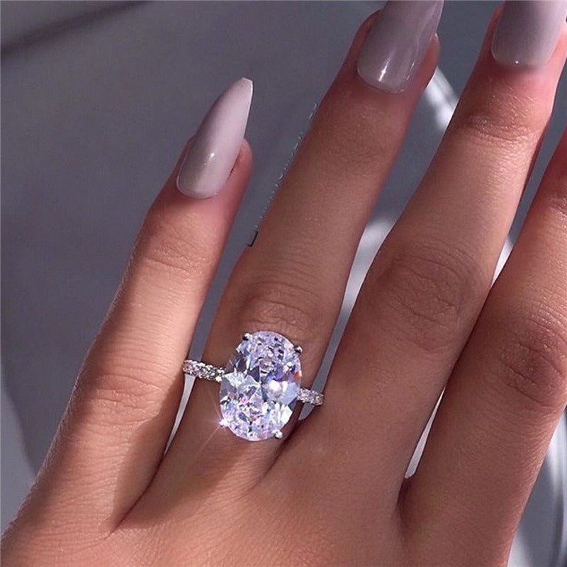 Ivyial oval cut ring