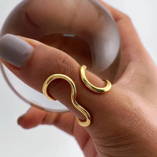 Vintage ring with exclusive 18K gold-plated design