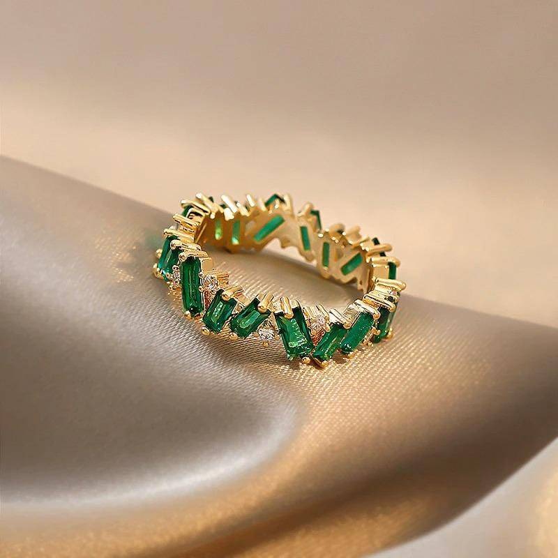 Bohemian emerald band ring