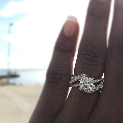 Victorina braided round ring