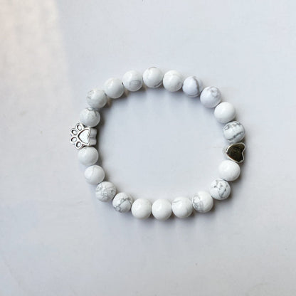 Natural Gemstone Bracelet with Paw and Heart Charm – Artisanal Design