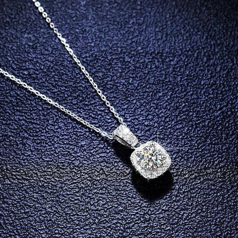 Olivia cushion necklace