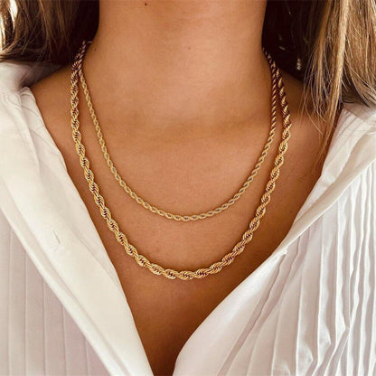 Olivia braided chain necklace