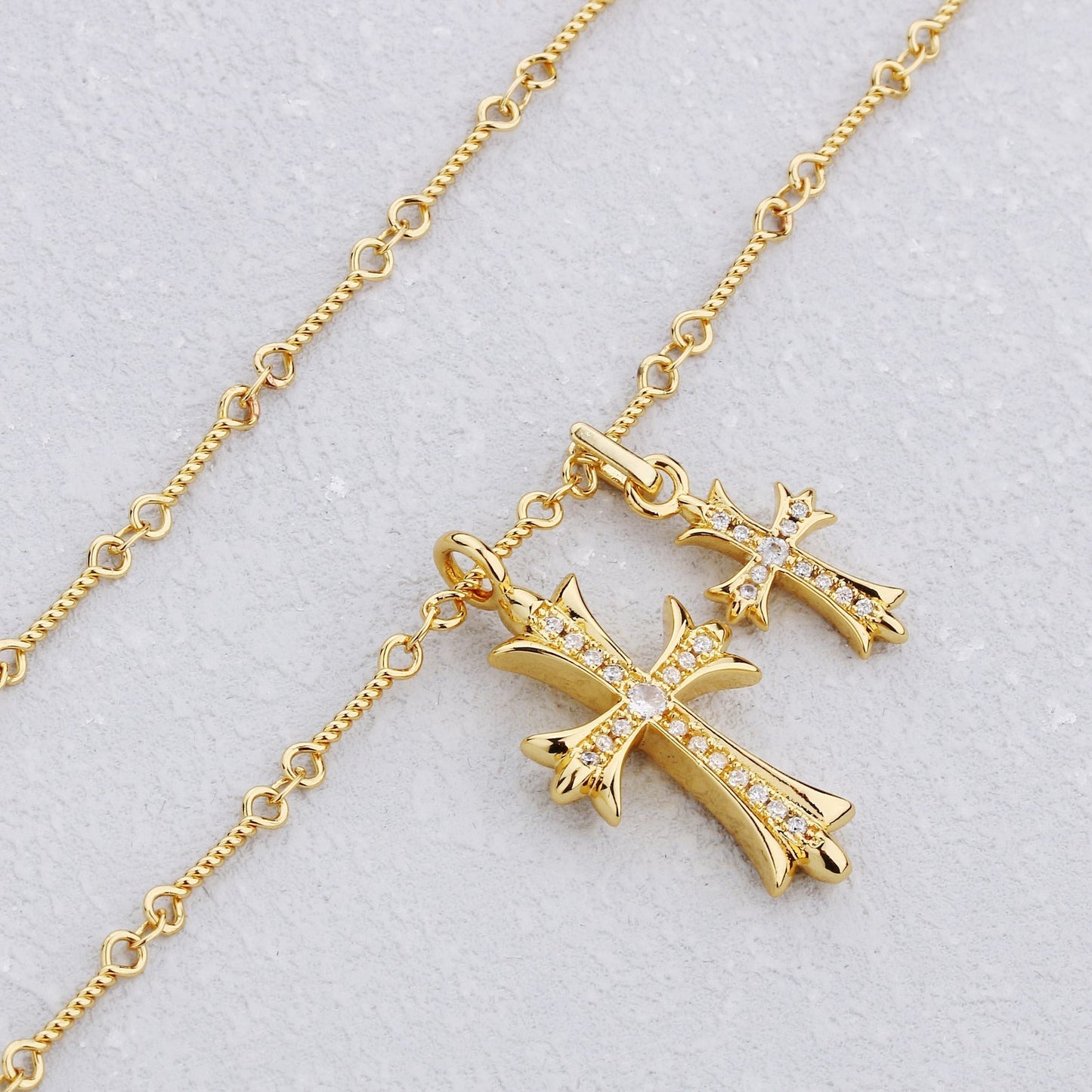 Wandering Sparkle Necklace