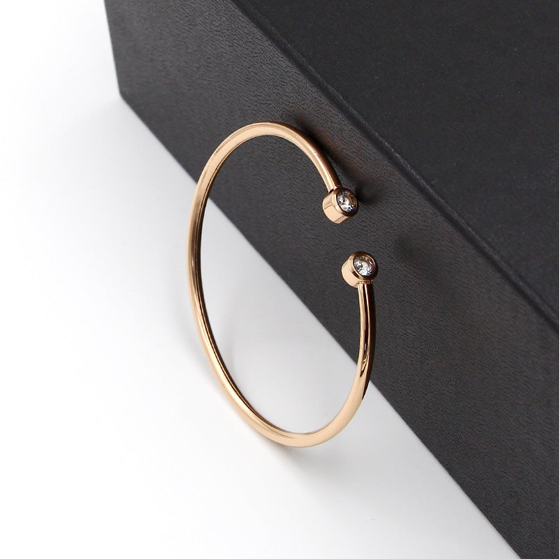 Veers geometric pearl earrings