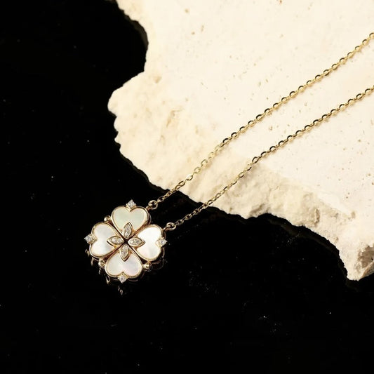 Musical clover necklace