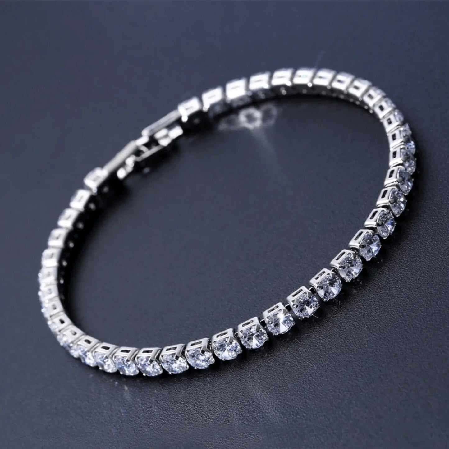 Amaia tennis bracelet