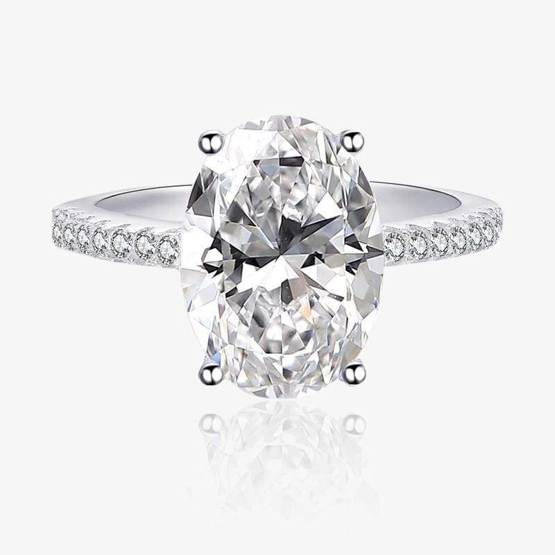 Ivyial oval cut ring