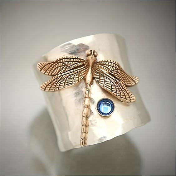 Vintage Golden Silver Dragonfly Ring