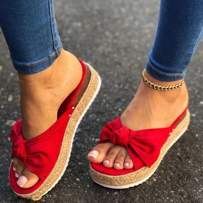 Estrella – Brilliant and elegant wedge sandals for women