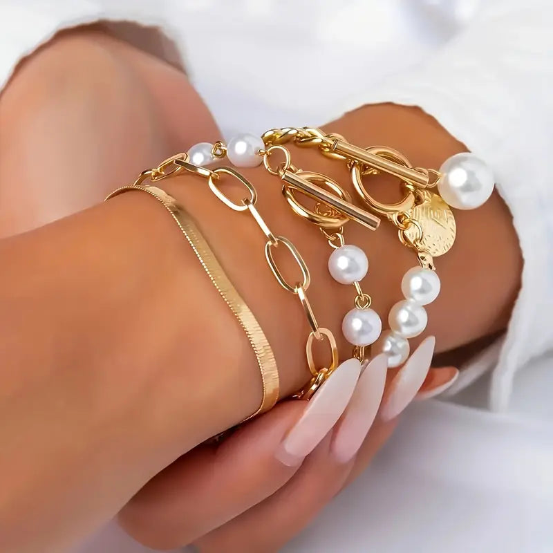 Chic Gold 4-piece Bracelet Set - Snake, Pearls and Links | Gold