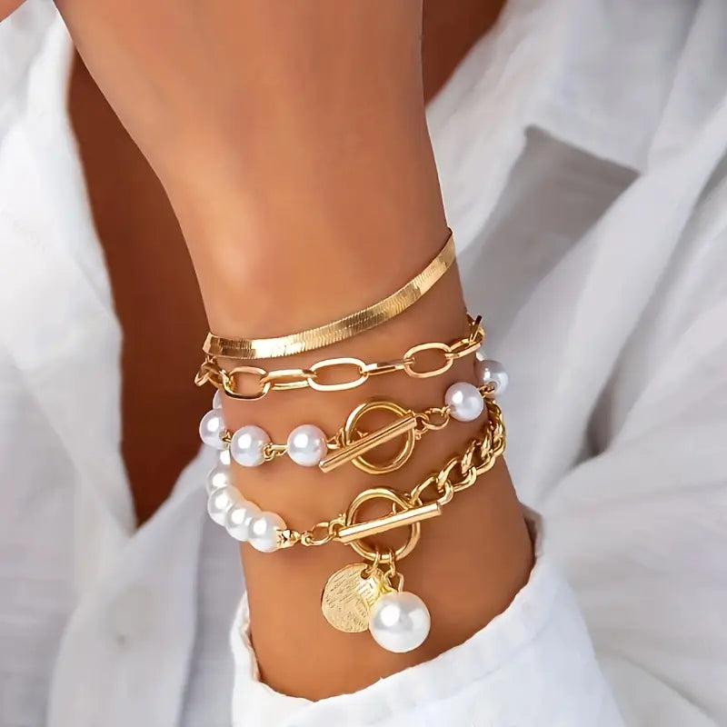 Chic Gold 4-piece Bracelet Set - Snake, Pearls and Links | Gold