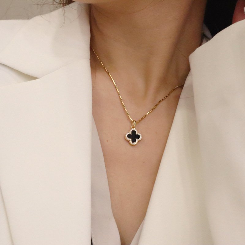 Gold-plated four-leaf clover inlay necklace