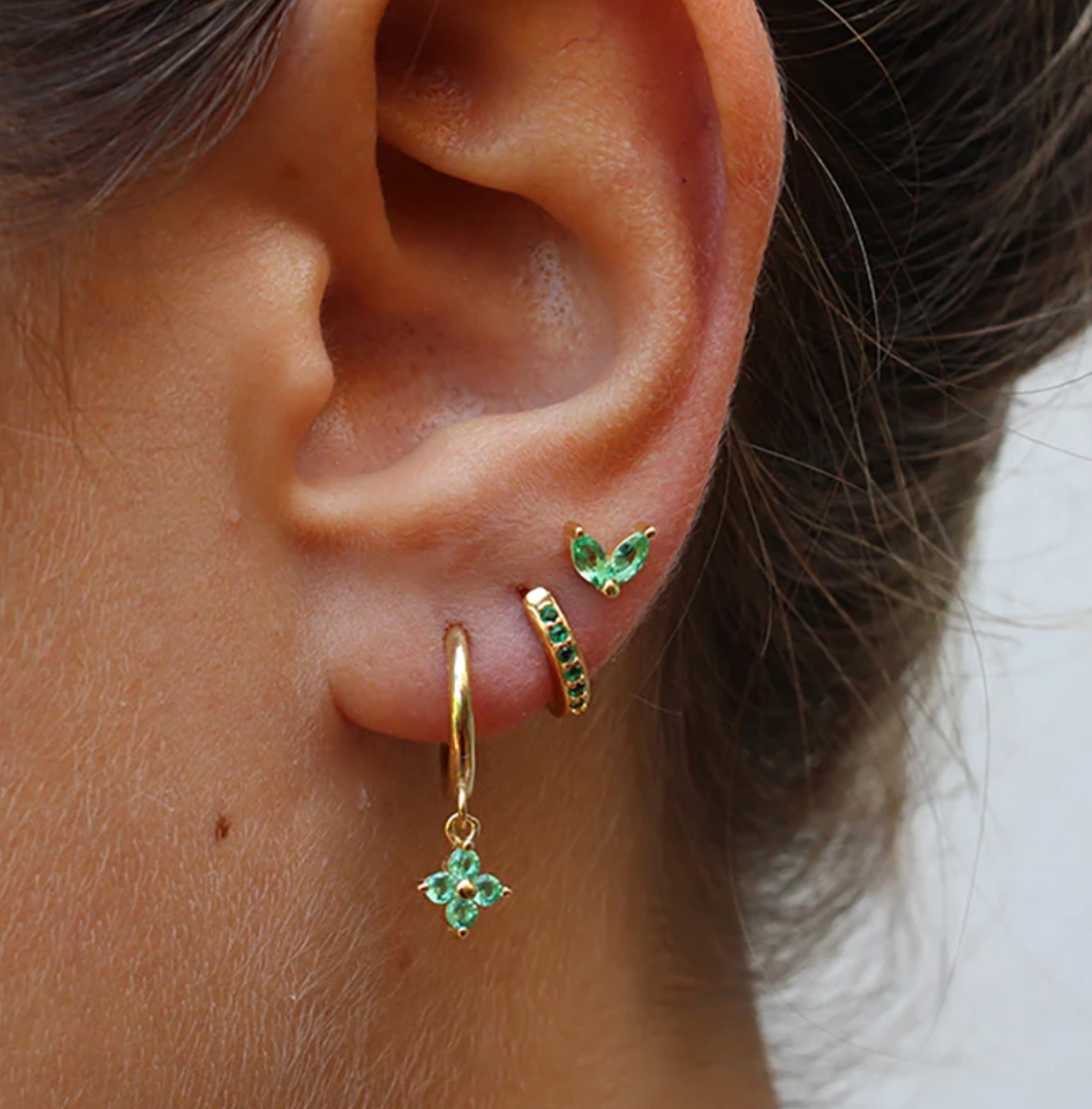 18-carat gold-plated button and pendant earrings