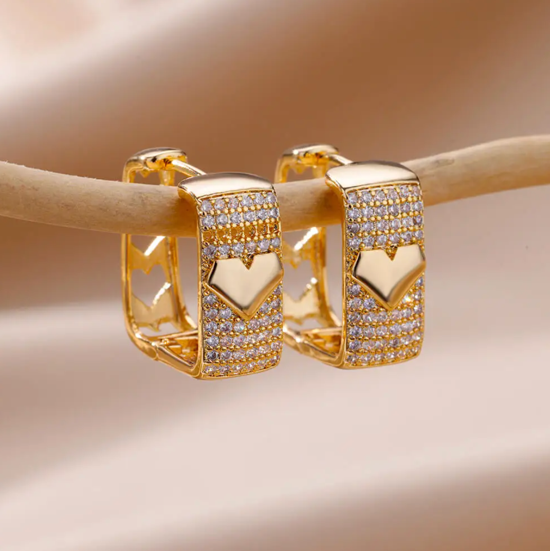 Thick 18-carat gold-plated hoop earrings with heart and zircons