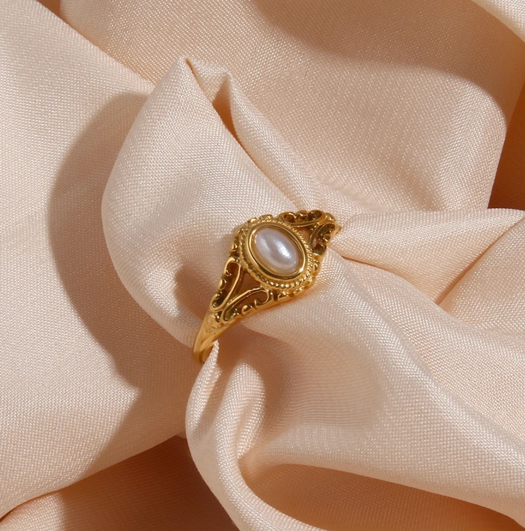 18-carat gold-plated luxury pearl ring