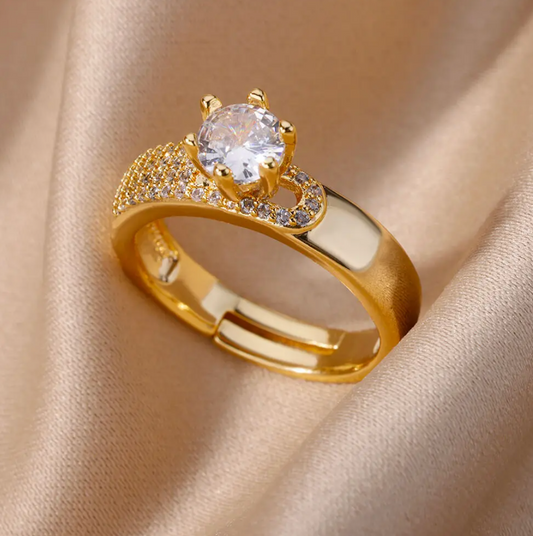 18-carat gold-plated Queen's stone ring