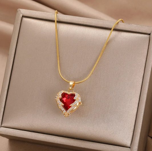 18-carat gold-plated necklace with red heart and rhinestones