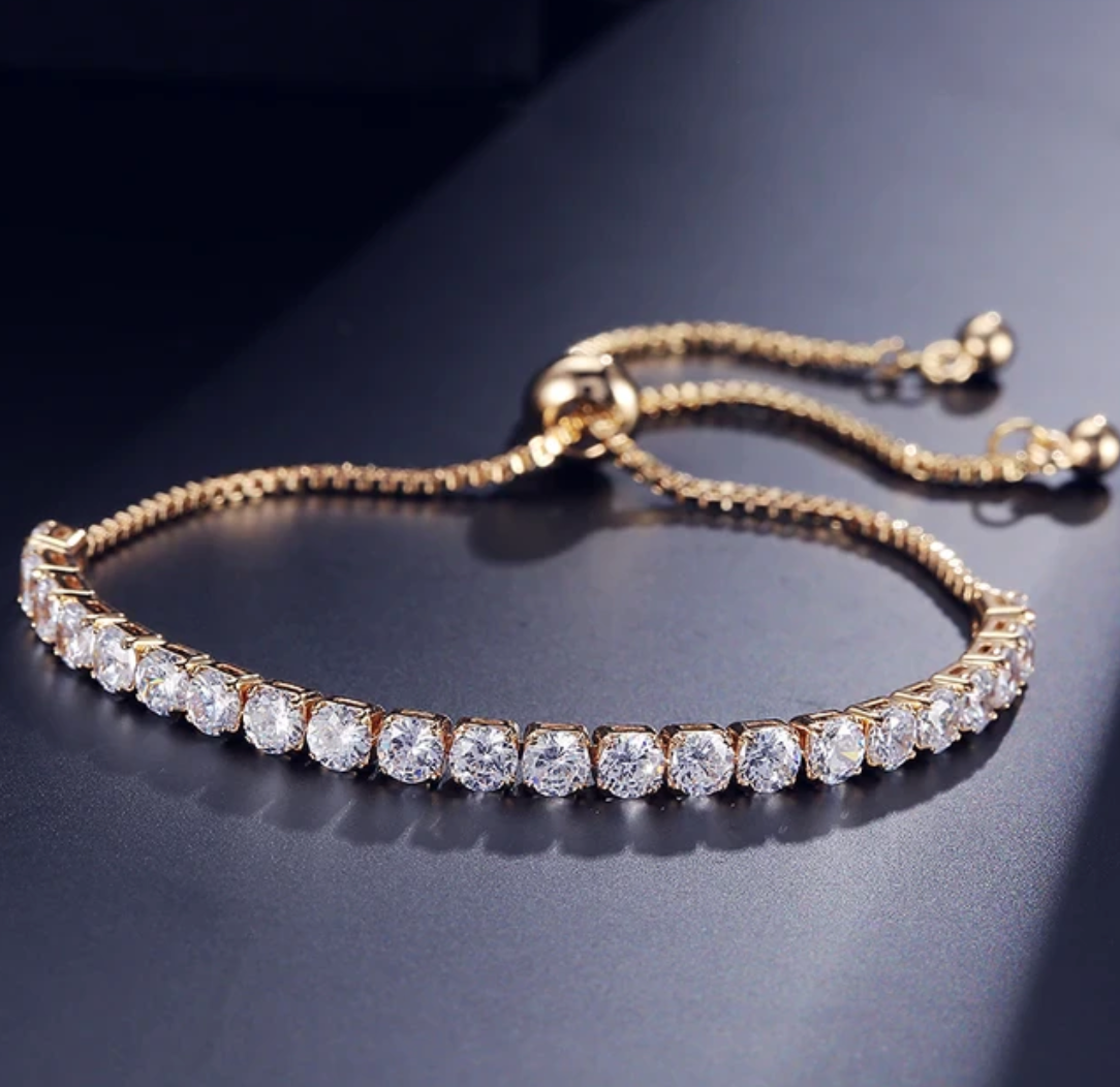 18-carat gold-plated bracelet full of rhinestones