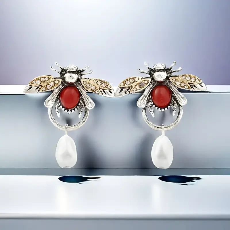 Vintage Bee Tomettes Earrings