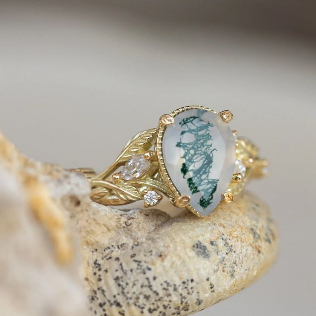 Gold Nature White Stone Ring