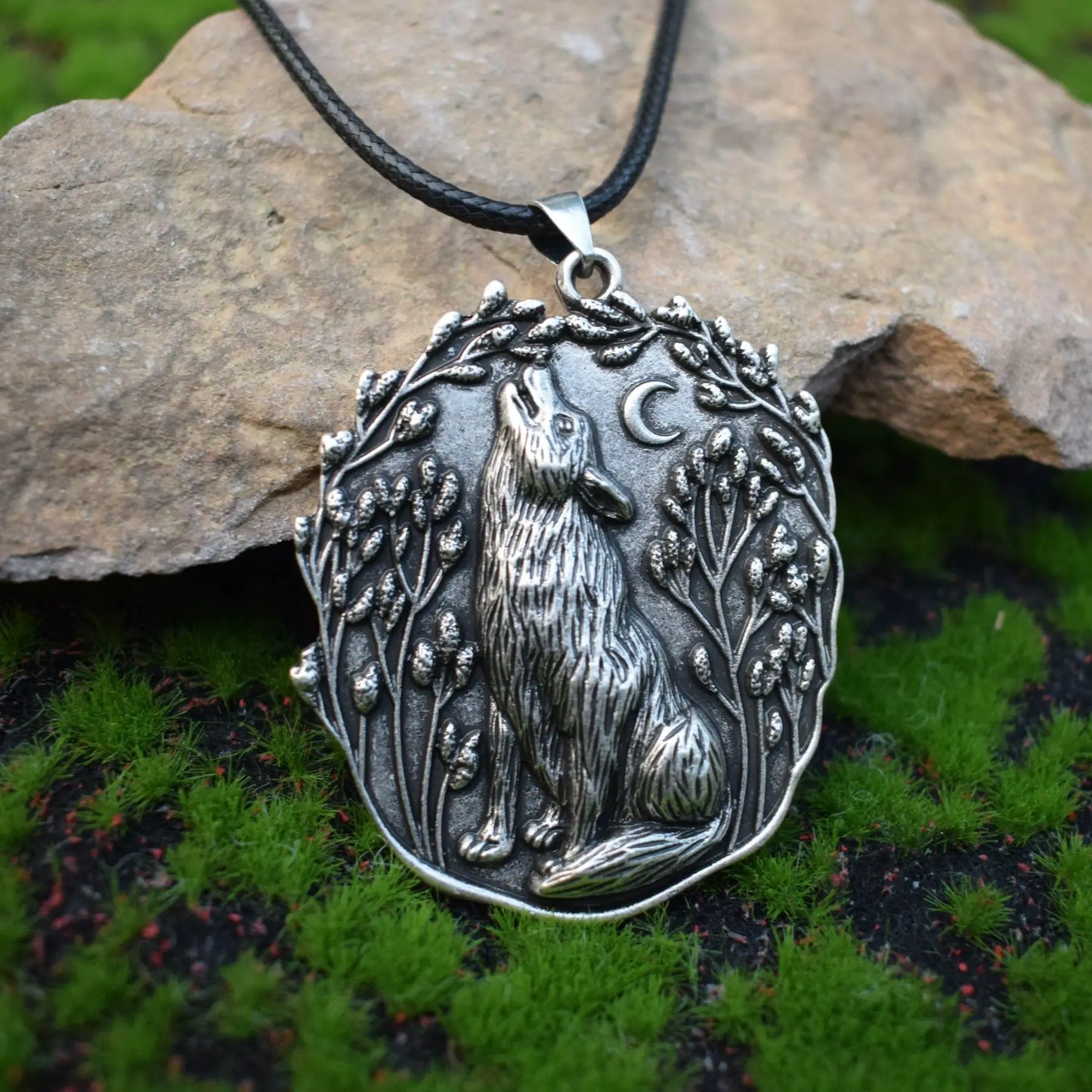 Wolf Moon Animal Totem Pendant Necklace