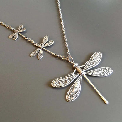 Vintage Dragonfly Necklace – Symbol of Change, Light and Freedom