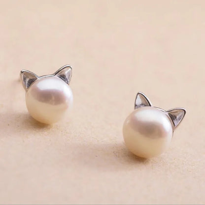 Fine Sterling Silver Cat Pearl Earrings