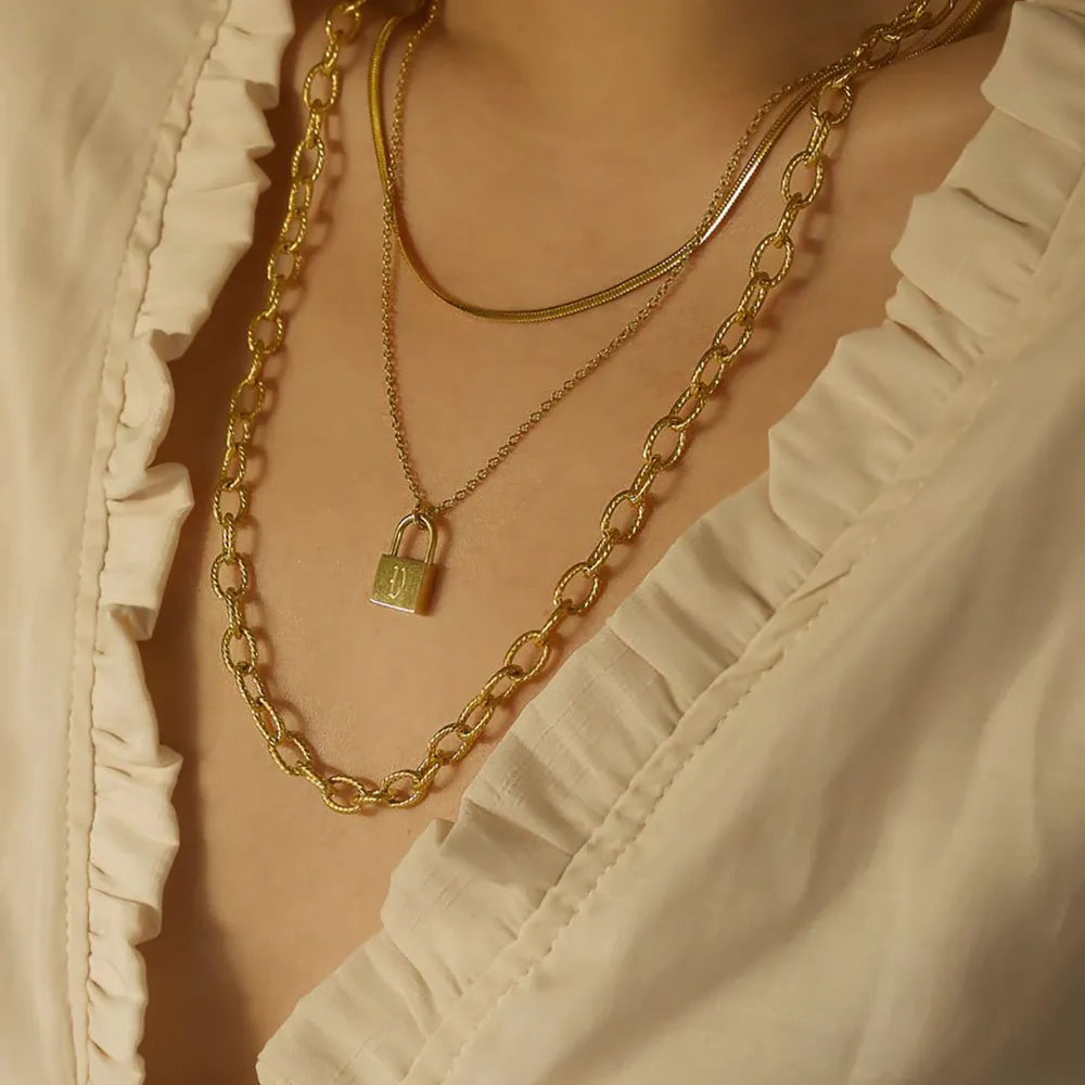 18-carat gold-plated original initial necklace with padlock