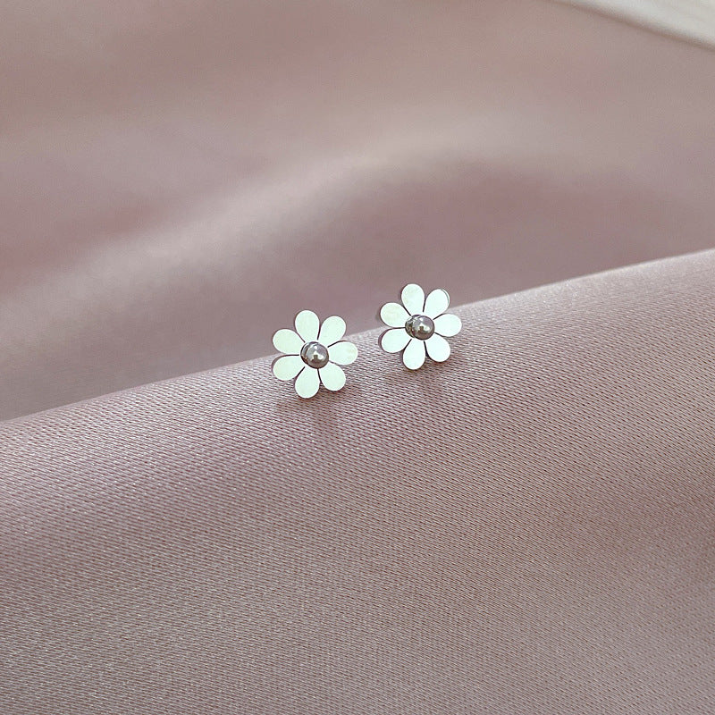 Aria pear-shaped earrings