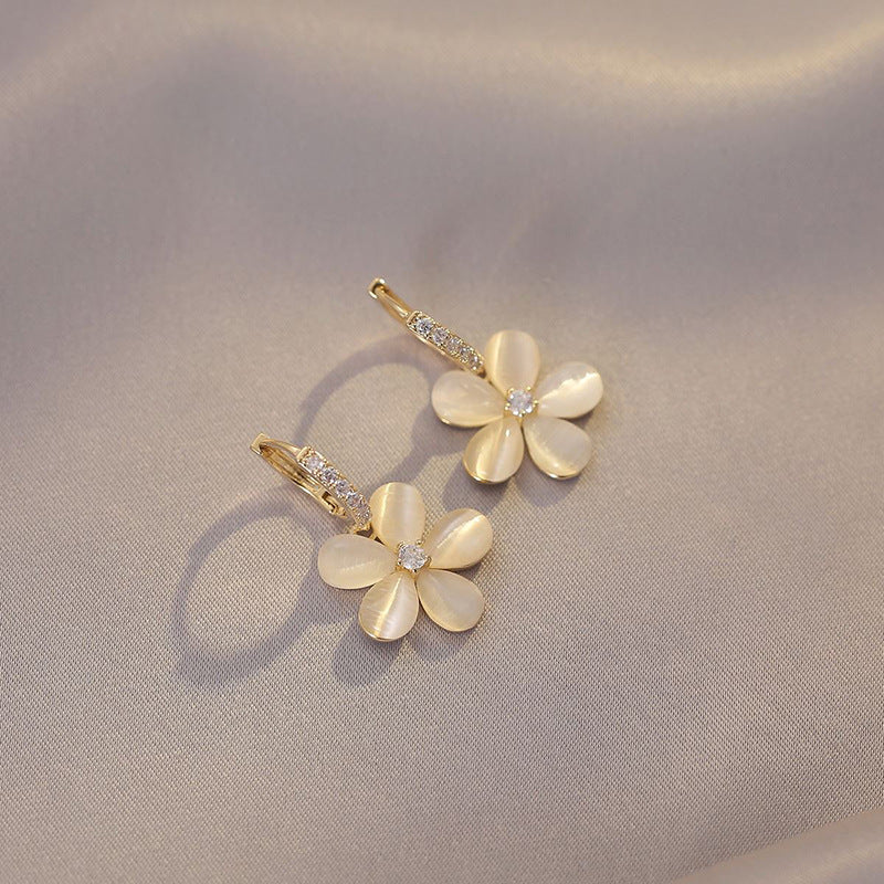 Sol golden ring earrings
