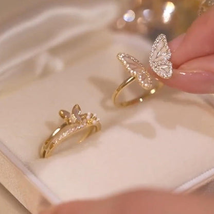 Twin rings with dreamy elegant design