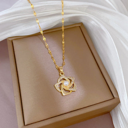 Orient pearl flower pendant