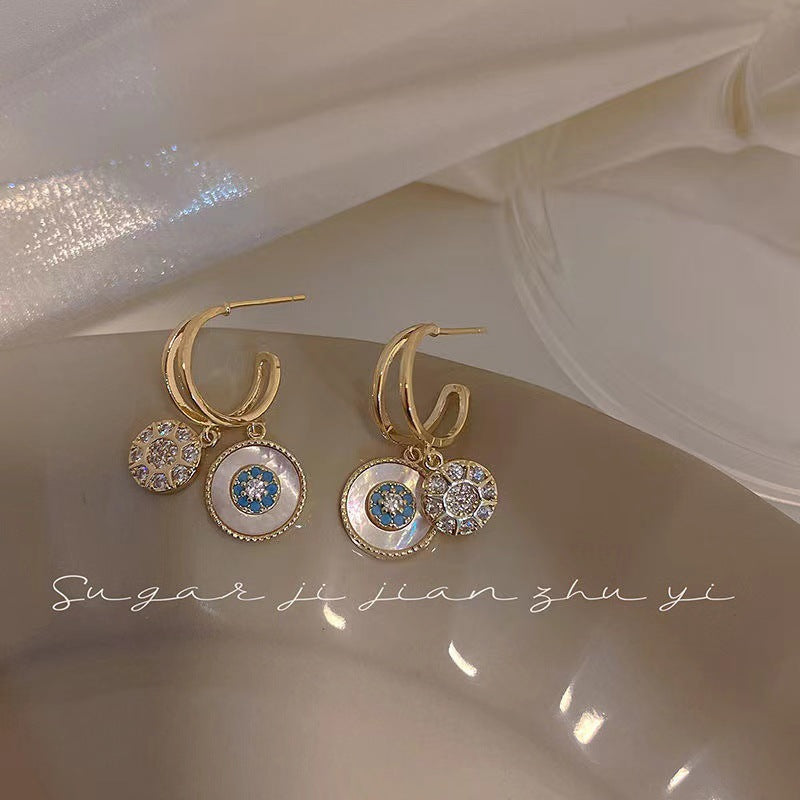 Attractive Kaleidoscope gold-plated earrings