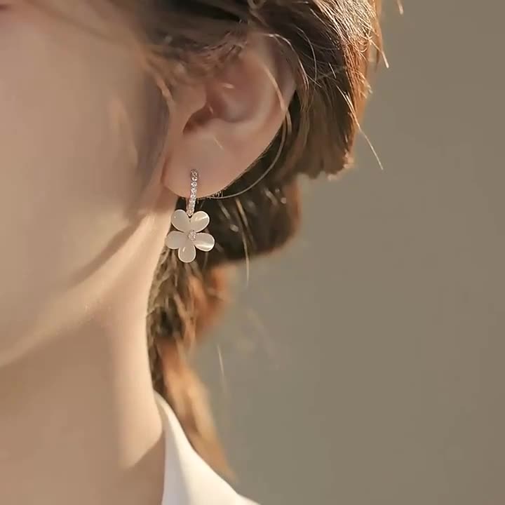 Sol golden ring earrings