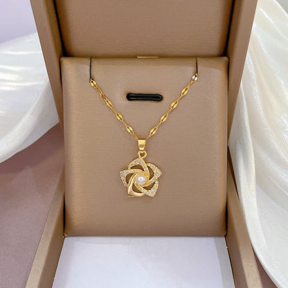 Orient pearl flower pendant