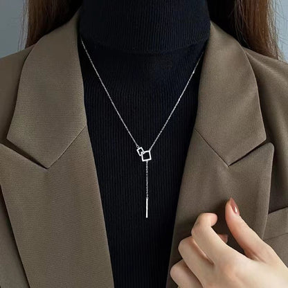 Geometrica silver pendant