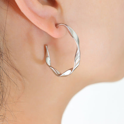 Iris golden earrings
