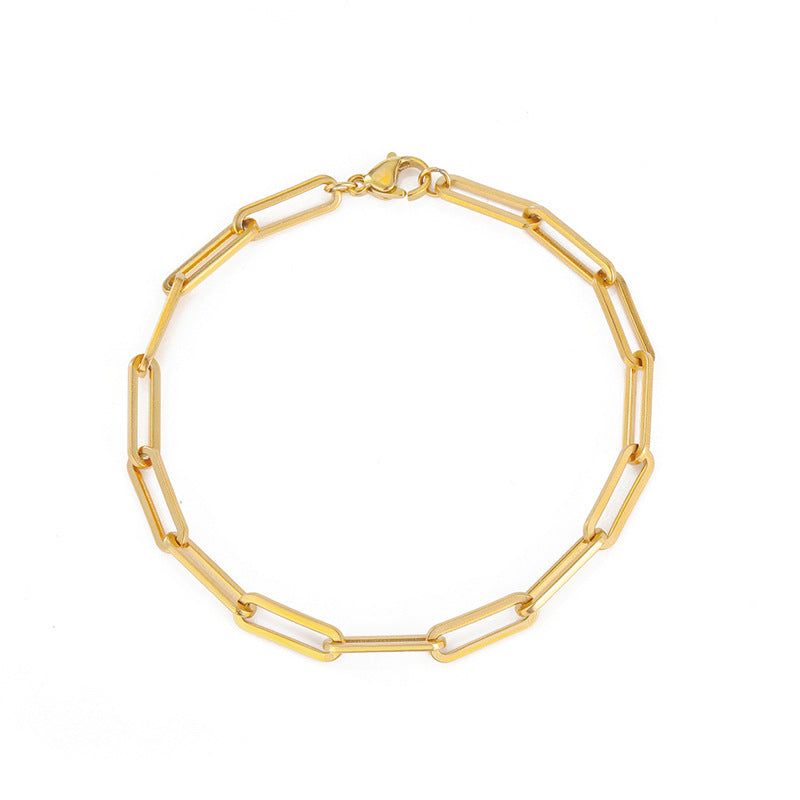 Delicate layered ring with disruptive design