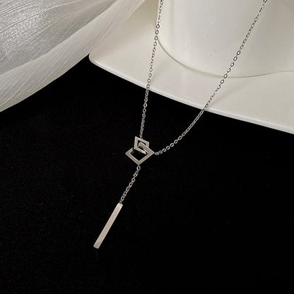 Geometrica silver pendant