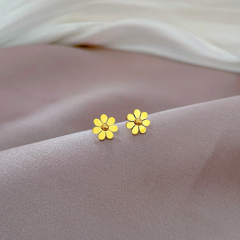 Aria pear-shaped earrings
