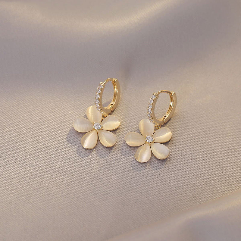 Sol golden ring earrings